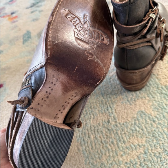 Freebird Crue - Distressed Grey/Multi Ankle Booties - Never worn sz10 - Picture 10 of 11